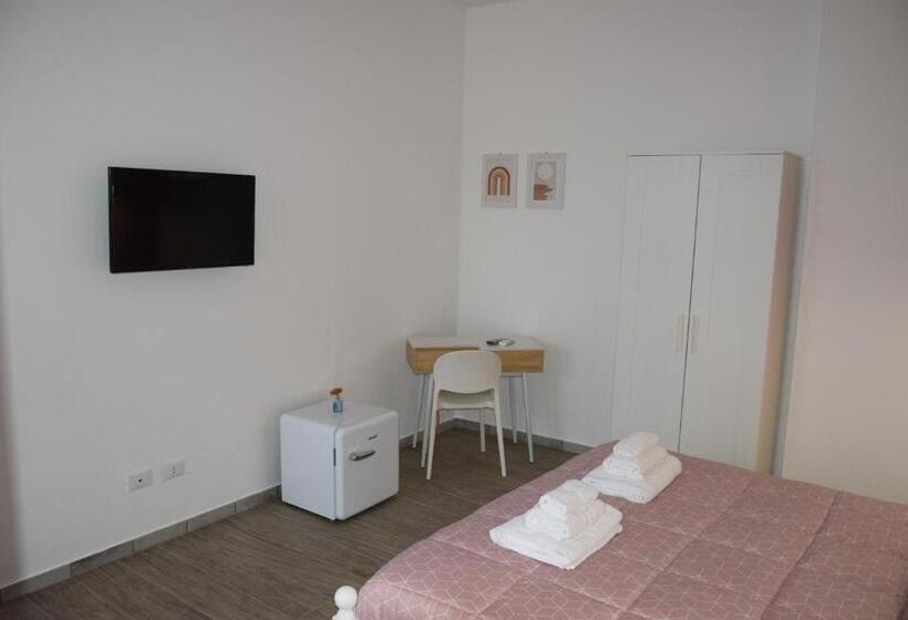 اتاق استاندارد, Molo  93   Roomsandsea