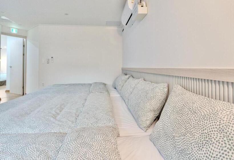 استودیوی لوکس, Harmony Stay