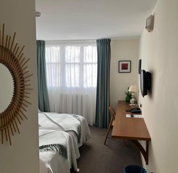 Номер Стандарт Вид на Сад, Le Téméraire Hôtel