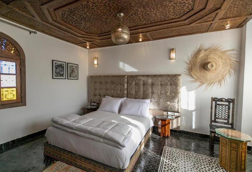 اتاق لوکس با چشم‌انداز استخر, Darif S Riad & Spa