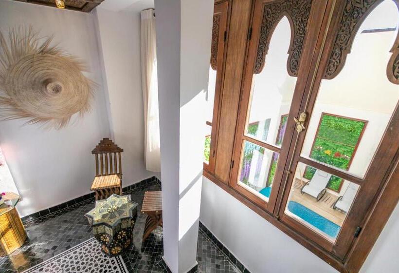 اتاق لوکس با چشم‌انداز استخر, Darif S Riad & Spa