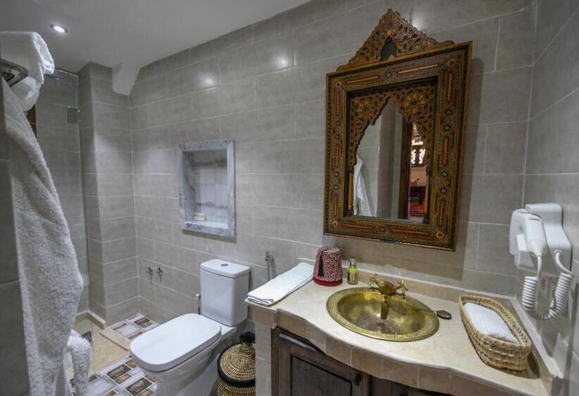 سوییت جونیور, Darif S Riad & Spa