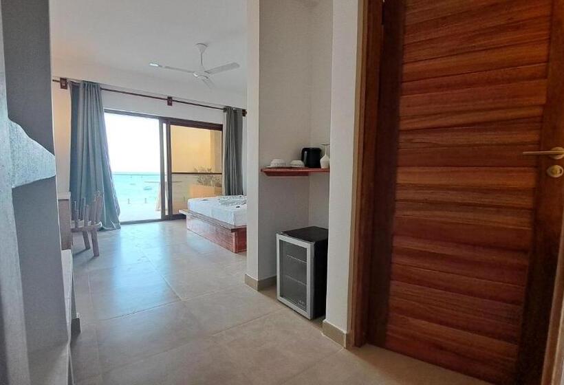 Номер Deluxe Вид на Море, Aluna Beach Apartments