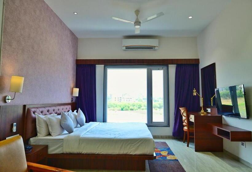 Президентский Люкс, The One Hotel Nashik