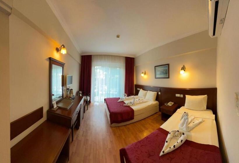 Номер Стандарт с Балконом, Astoria Park Hotel & Spa All Inclusive