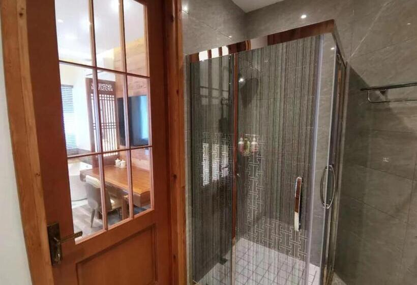 اتاق استاندارد, 枕窗听雨客栈