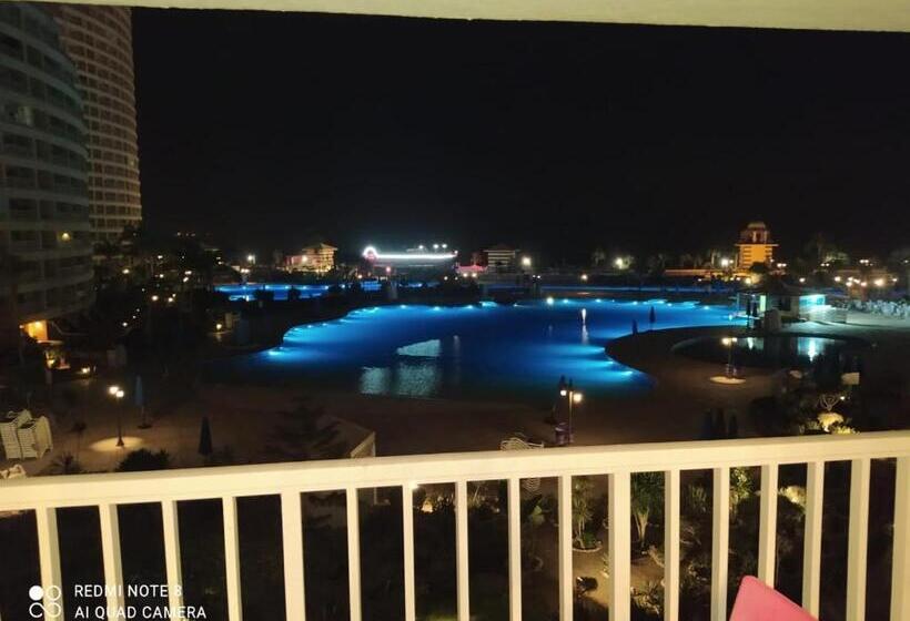 آپارتمان 1 خوابه با چشم‌انداز دریا, Apartment Porto El Sokhna Pyramids