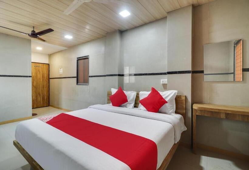 Номер Стандарт, Oyo Flagship Sri Lodge