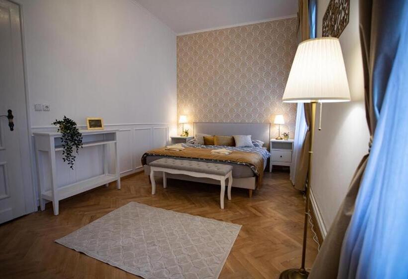 Апартаменты 2 Спальни, Resort červený Dvůr
