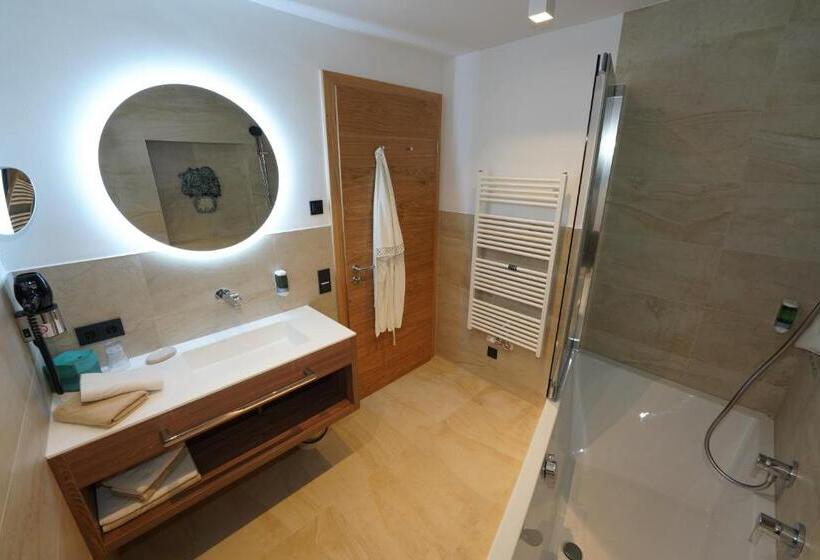 Апартаменты Superior 1 Спальня, Astergut Boutique Apartment