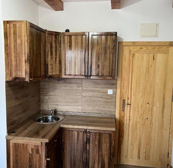 اتاق استاندارد, Bjelasnica Villa Treskina Dvorišta Apartmani Izletište Ribnjak