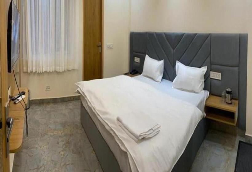 Номер Deluxe, Fabhotel Flying Kiwi