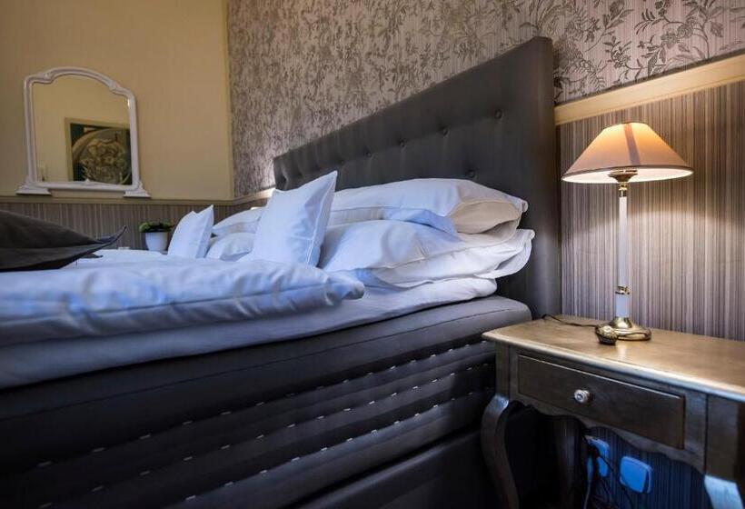 Номер Стандарт, Golden Royal Boutique Hotel & Spa