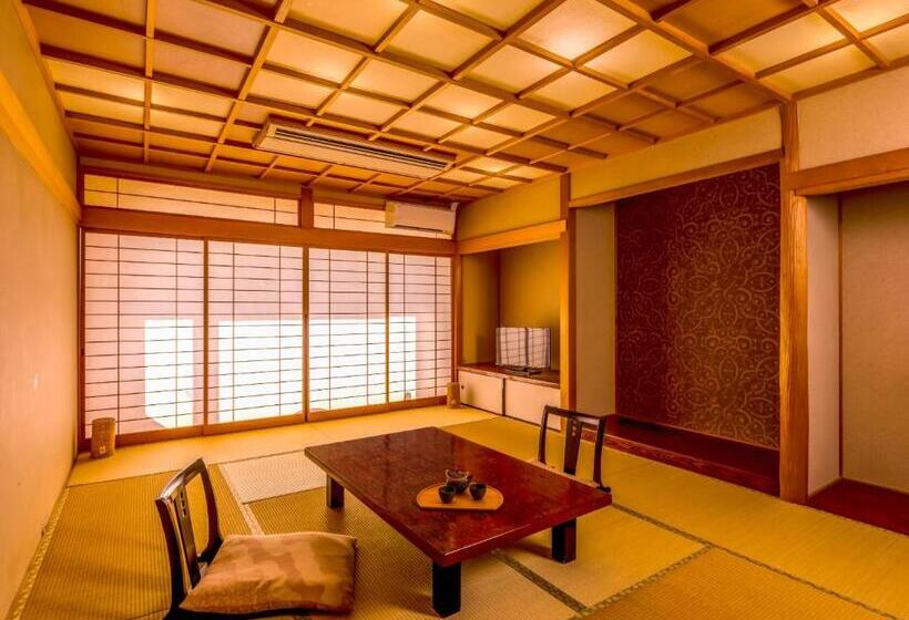 Номер Стандарт Вид на Бассейн, Ooedo Onsen Monogatari Shima Saichoraku