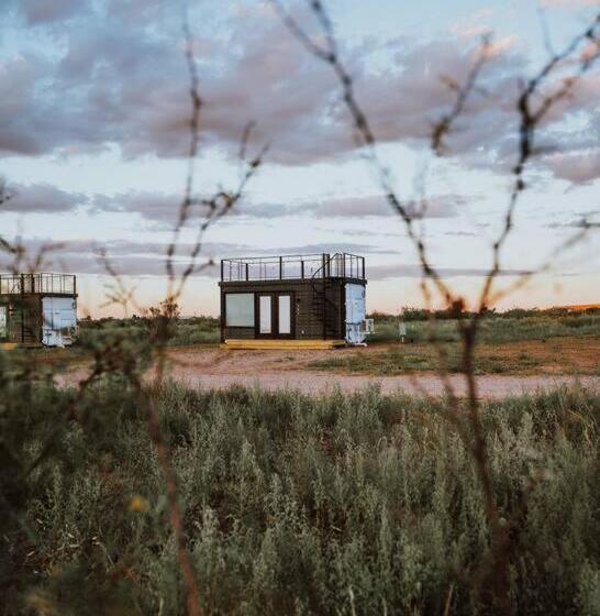 חדר סטודיו סטנדרד, New Starry Night Shipping Container Home