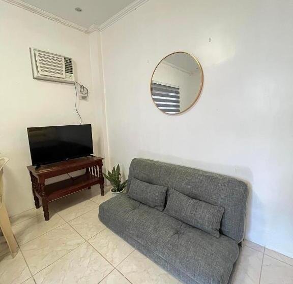 스탠다드 룸 더블 침대 2개, Nolina S Transient Rooms   Alaminos, Pangasinan