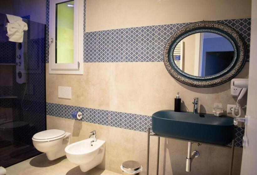 اتاق لوکس, B&b Sulla Rupe