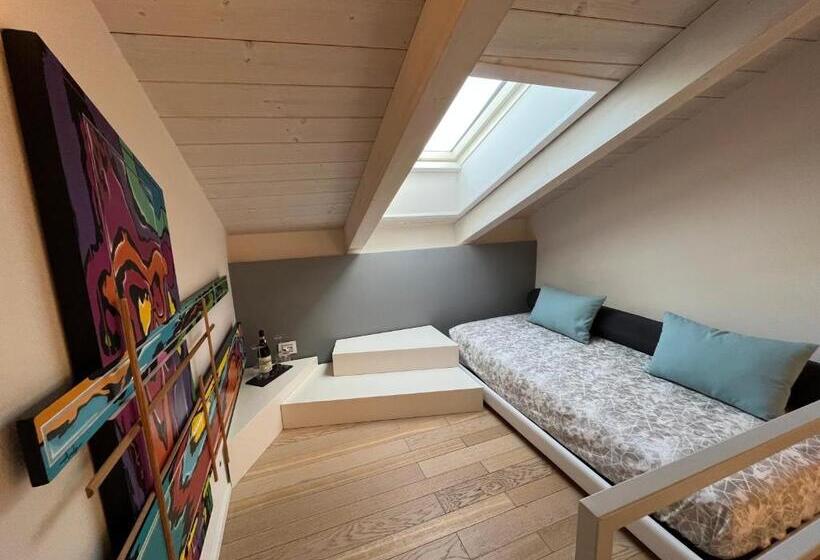 Люкс Повышенной Комфортности, Eleìra Luxury Accomodations