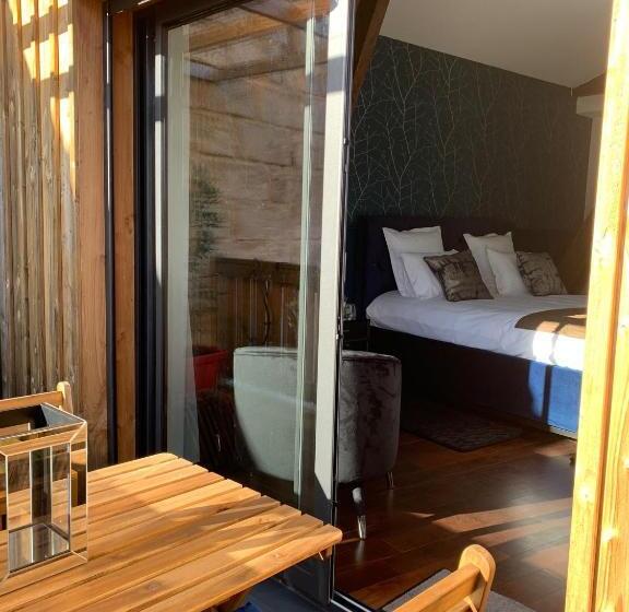 Номер Deluxe Кровать Кинг, La Cabane D Ambroise