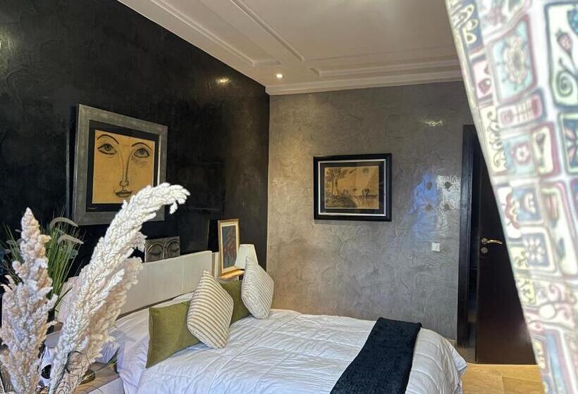 اتاق استاندارد با بالکن, Luxury Grey Suite In Hay Riad