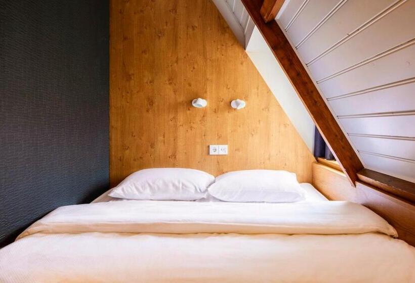 غرفة قياسية ثلاثية, Bunk Hostel Utrecht