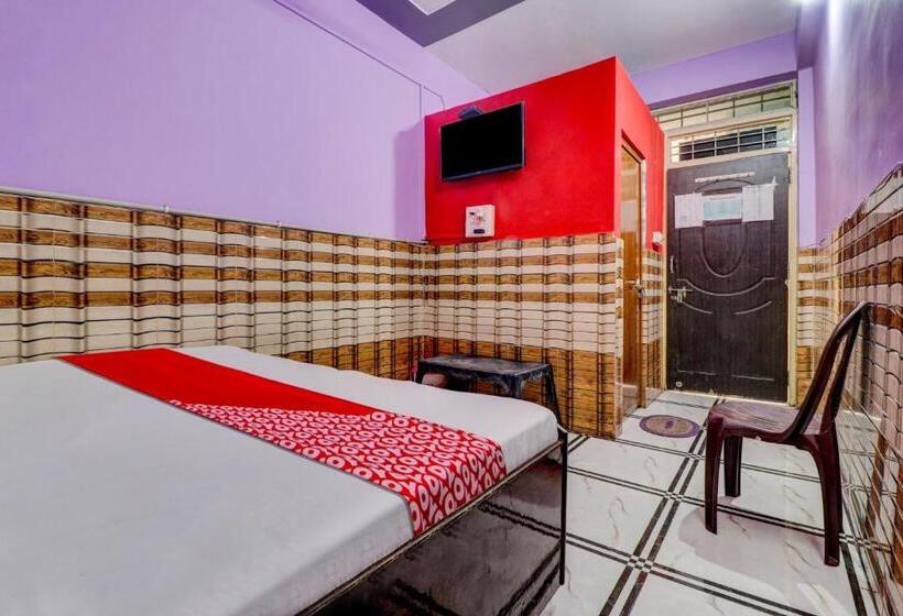 Трехместный Номер Классика, Oyo Flagship Rajan Residency