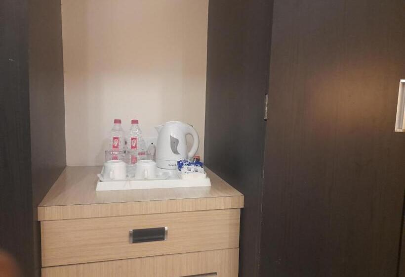 Номер Deluxe, Variety Inn