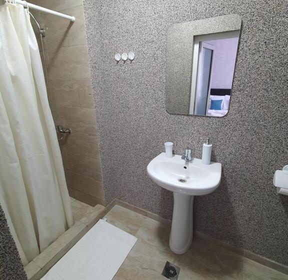 اتاق استاندارد چهار تخته, Vila Ok