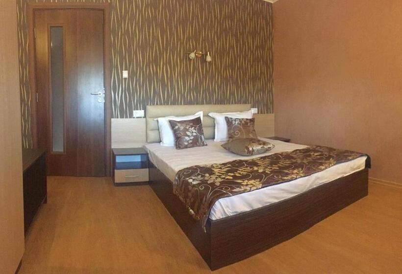 Апартаменты 1 Спальня с Террасой, Dimitur Jekov Guest House