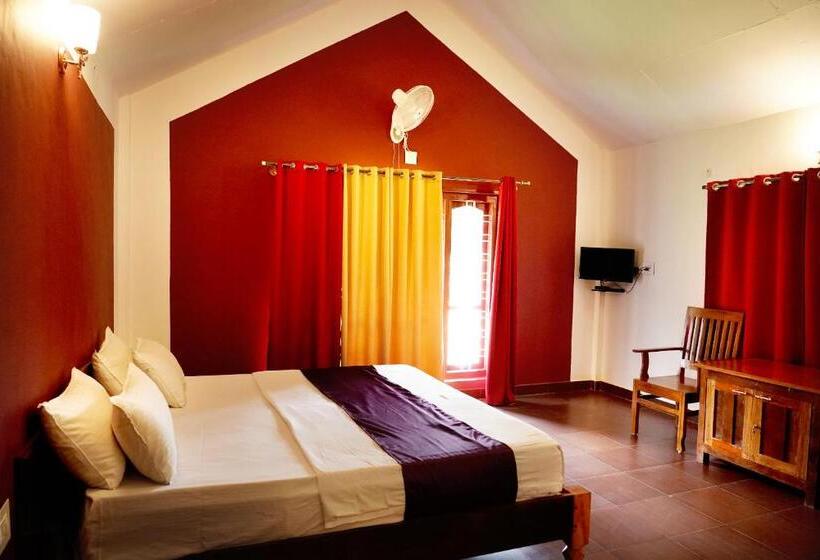 标准三人间, Spring Fields Coorg Homestay