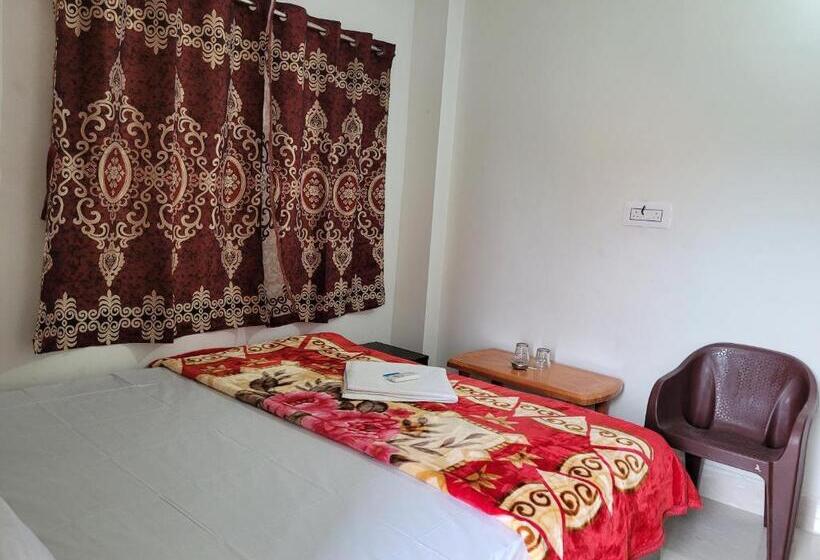 Номер Стандарт, Staymaker Rajdeep Guest House