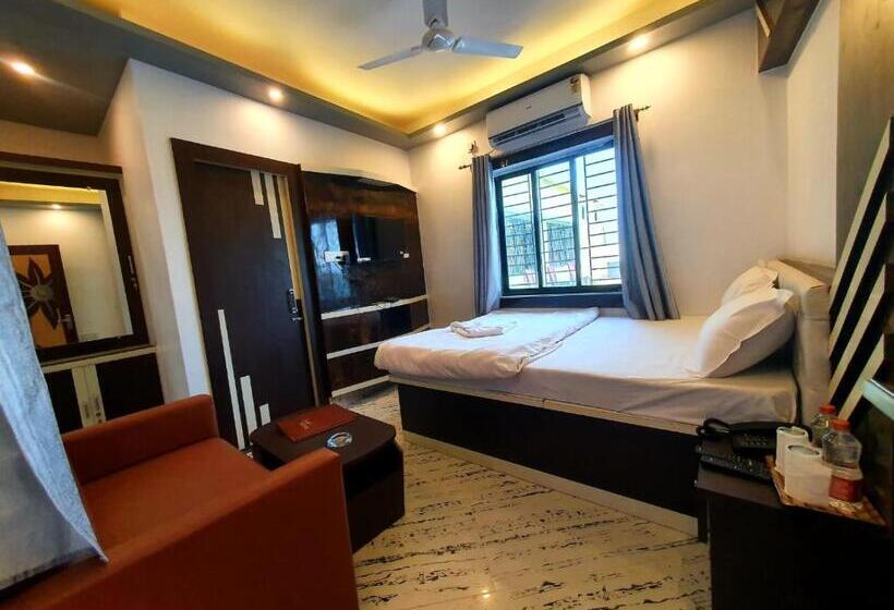اتاق استاندارد با چشم‌انداز استخر, Matri Resort