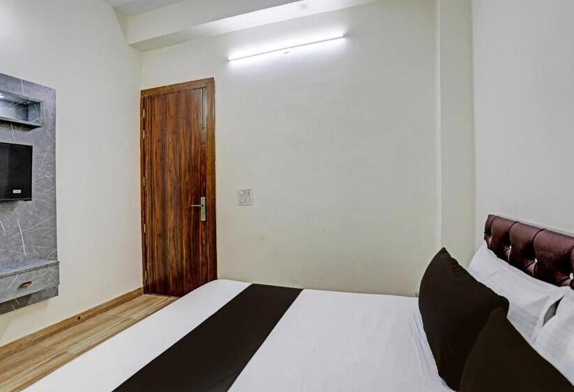 Трехместный Номер Классика, Oyo Hotel Sky Land