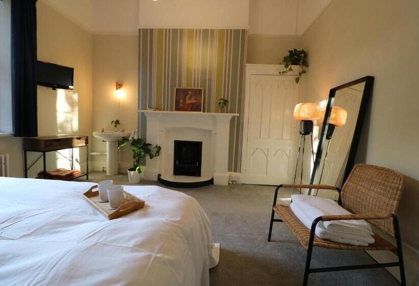 اتاق سوپریور با تخت بزرگ, Mossley Hill Retreat