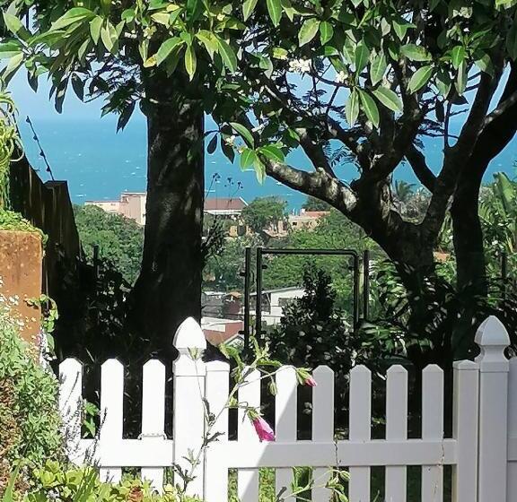 Люкс, Fair Haven Guest Suite Self Catering