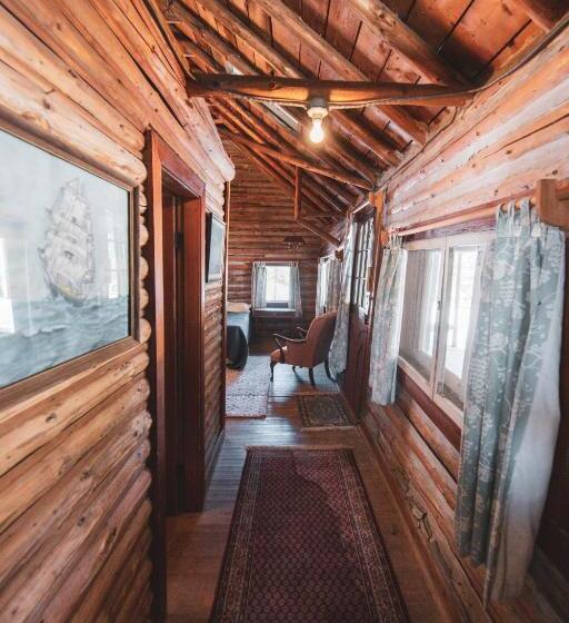 Люкс Superior, Ogontz Rustic Resort