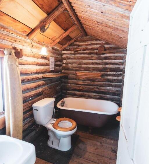 Люкс 2 Спальни, Ogontz Rustic Resort