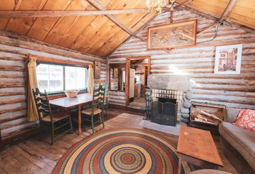 Люкс 2 Спальни, Ogontz Rustic Resort
