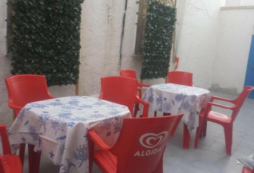 استودیو استاندارد با تراس, The Twins Rooms In Marettimo 1
