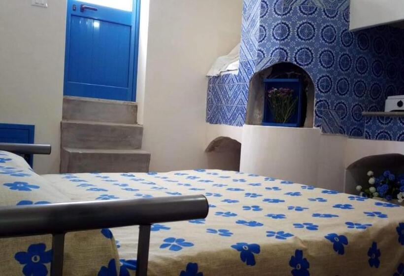 استودیو استاندارد با تراس, The Twins Rooms In Marettimo 1