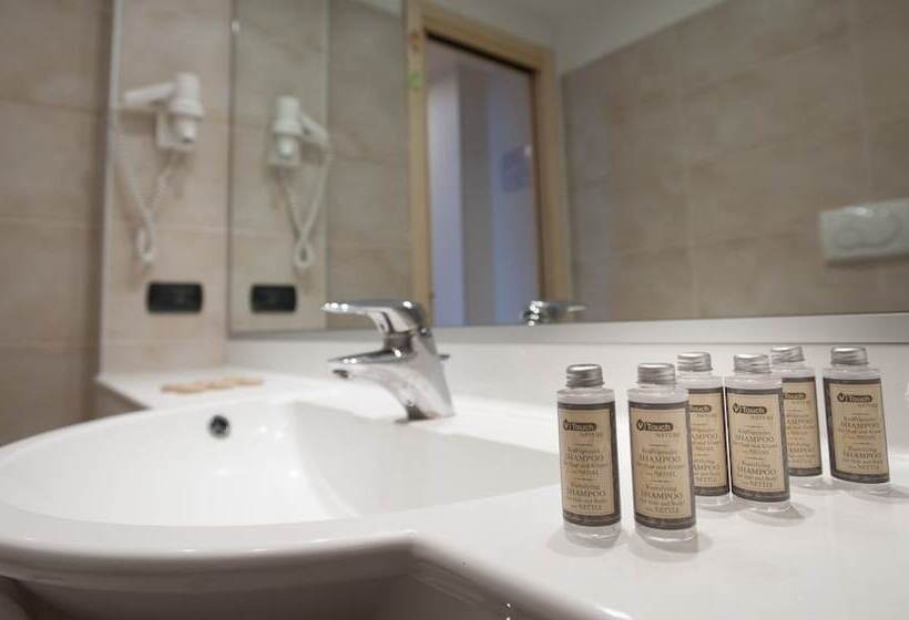 סוויטה, Albaresidence Masera26
