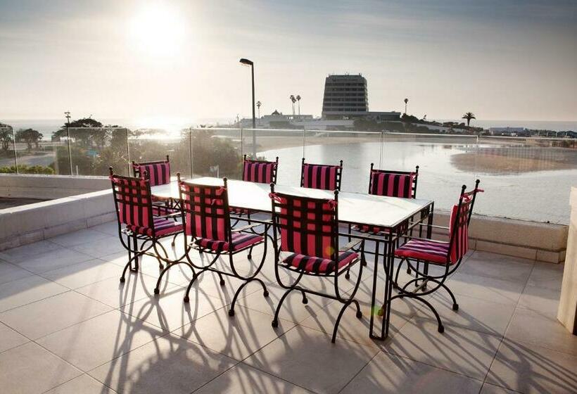 Апартаменты 2 Спальни Вид на Море, Plett Beachfront Accommodation