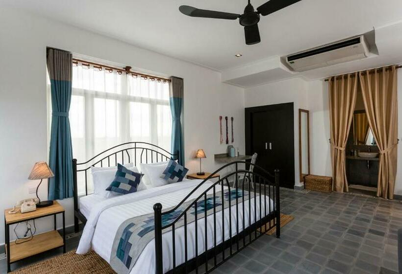 اتاق سوپریور, Boutique Kampot