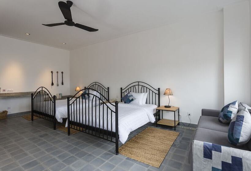 اتاق سوپریور, Boutique Kampot