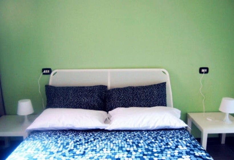 اتاق استاندارد, Mio Hostel