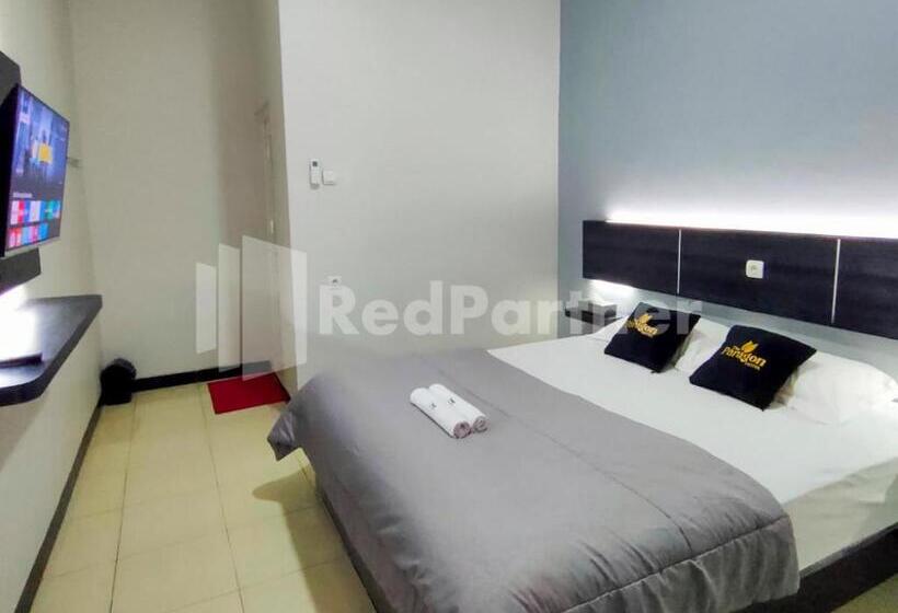 수피리어 룸, The Paragon Hotel Cilacap Redpartner