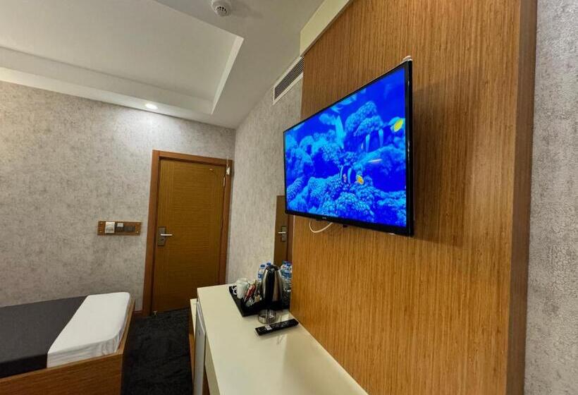 标准三人间, E5 Park Otel