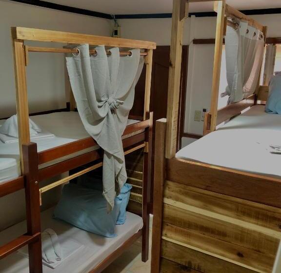 Кровать в Общей Комнате, Hello Hostel