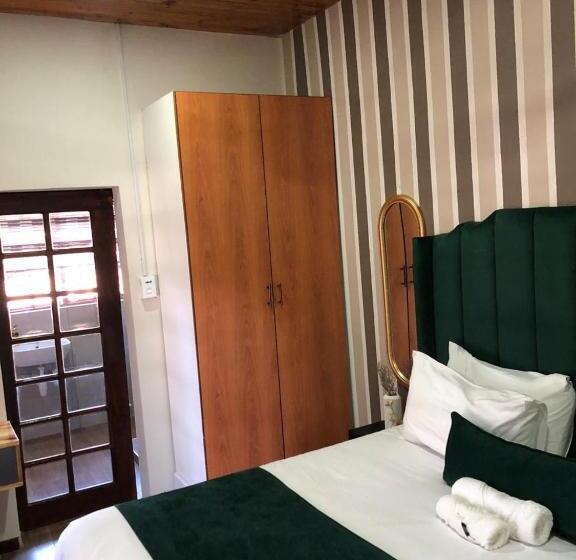 스탠다드 룸 킹사이즈 침대, Serene Guesthouse