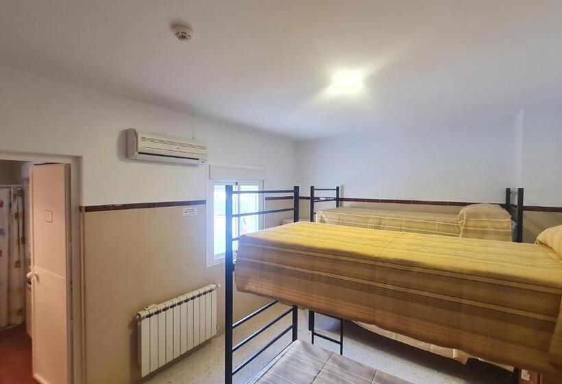 Четырехместный Номер Стандарт, Albergue La Tiñosa